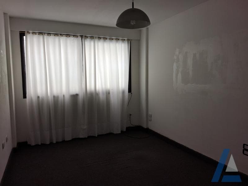 Oficina en Venta - 1