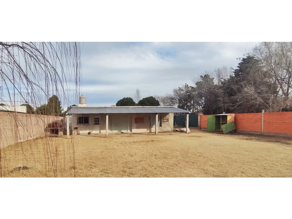 VENTA: Casa Quinta 2 Dormitorios en Santa Rosa - 1