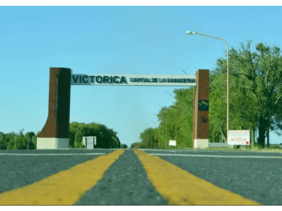 VENTA: Lote de 12x26 en calle 3 y 8 en Victorica La Pampa - 1