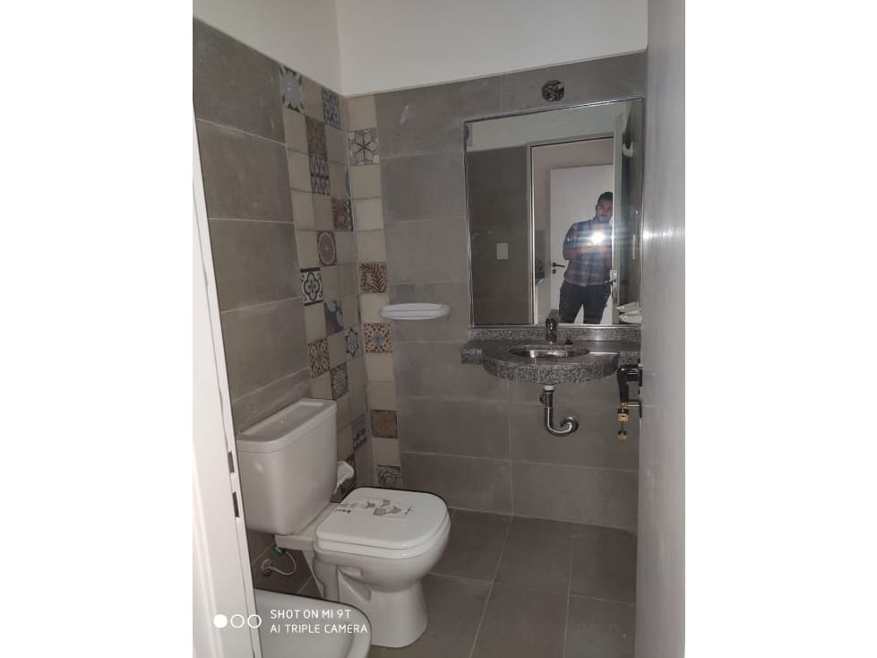 SE VENDE: SARMIENTO 791. ULTIMAS OFICINAS - 1