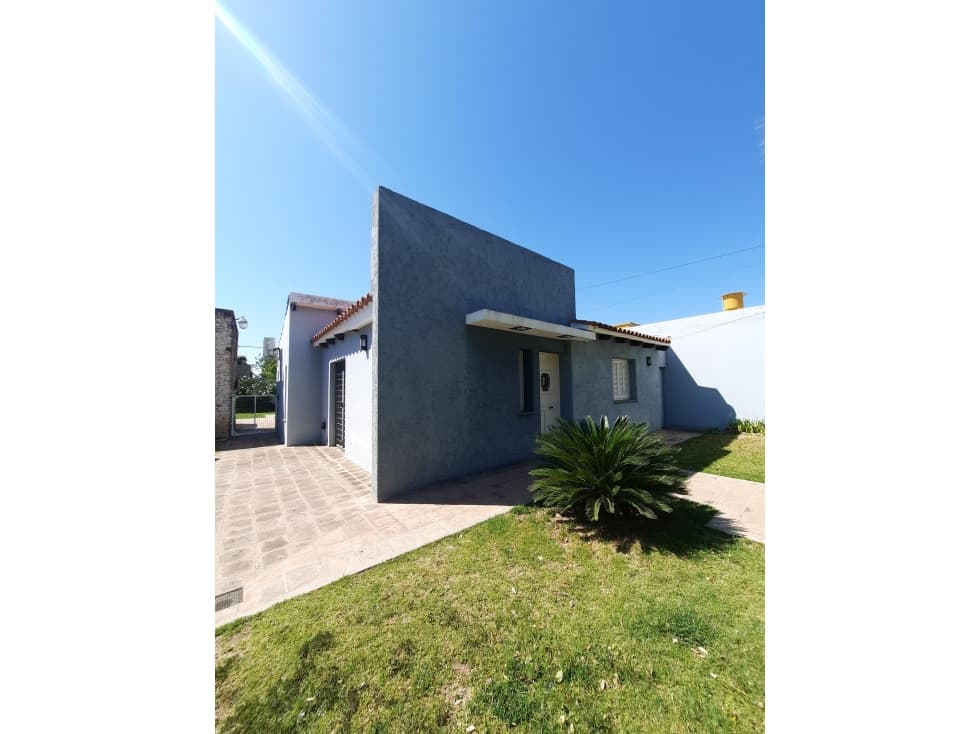 ALQUILER TEMPORARIO- JESÚS MARÍA-CASA PARA 8 PERSONAS - 1