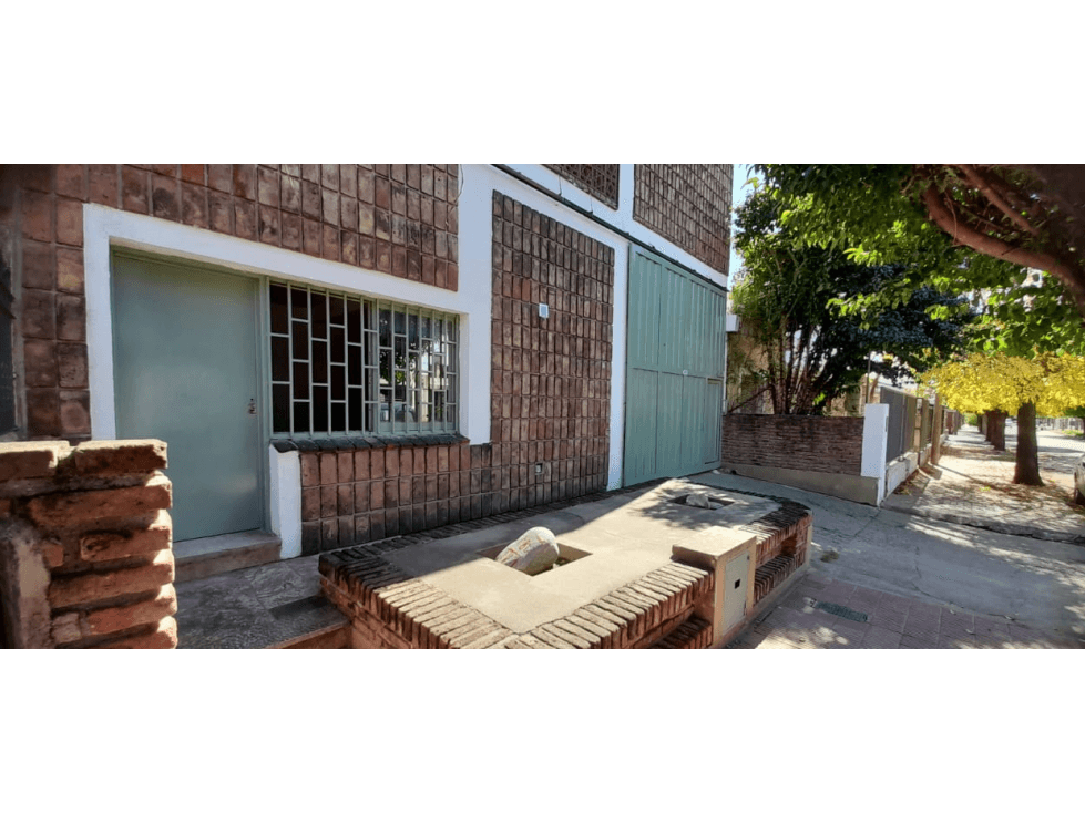 ALQUILER GALPON CON OFICINAS en B° CENTRO AMERICA - 1