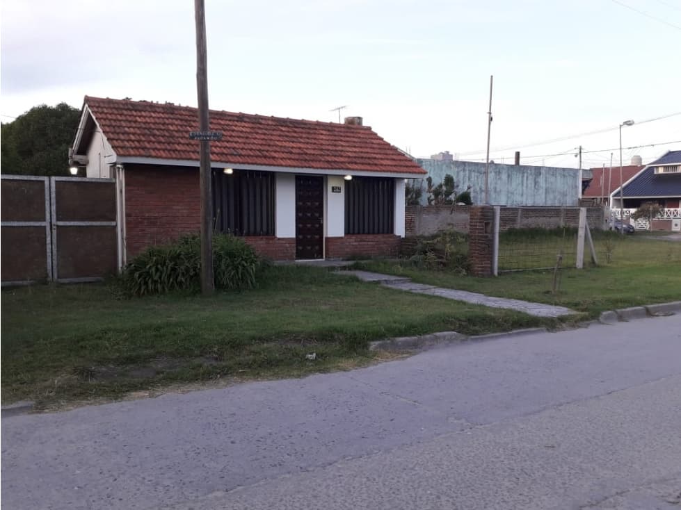 ALQUILER TEMPORARIO - CHALET CENTRO CUADRA Y MEDIA DEL MAR 4 PERSONAS - 1