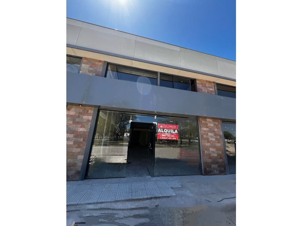 LOCAL COMERCIAL UBICADO EN EL CENTRO DE DESPEÑADEROS - 1