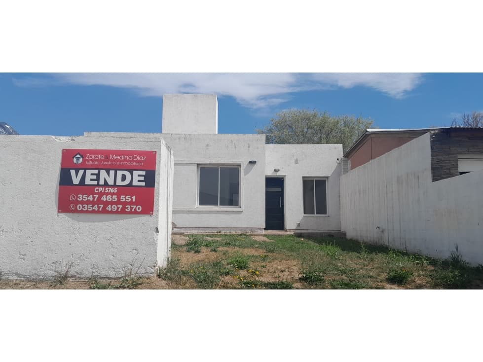 CASA EN VENTA EN BARRIO LOS PINOS, DESPEÑADEROS. - 1