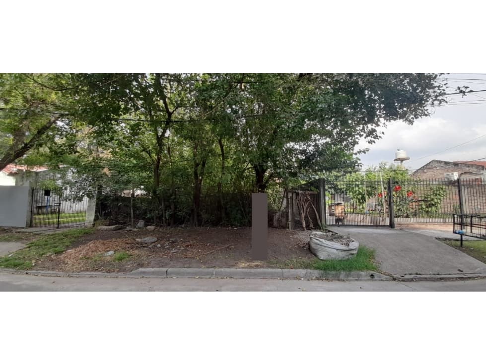 TERRENO EN EXCELENTE UBICACION PROXIMO ACCESO OESTE. EN VENTA - 1