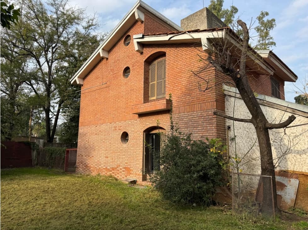 CASA A 100 METROS DE MARTIN FIERRO EN VENTA. SOBRE LOTE 864 MTS2 - 1