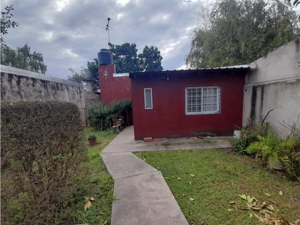 VIVIENDA CON DOS TERRENOS EN VENTA. PARQUE PASO DEL REY - 1