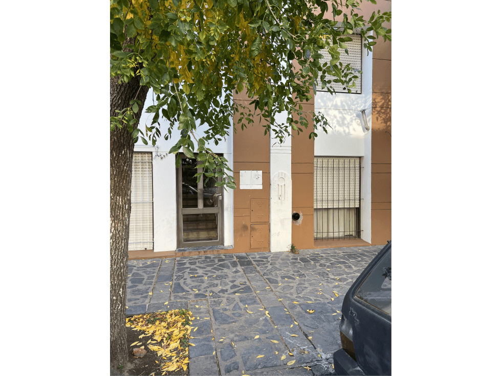 CENTRO - DEPTO. A LA CALLE (alquilado) - 1