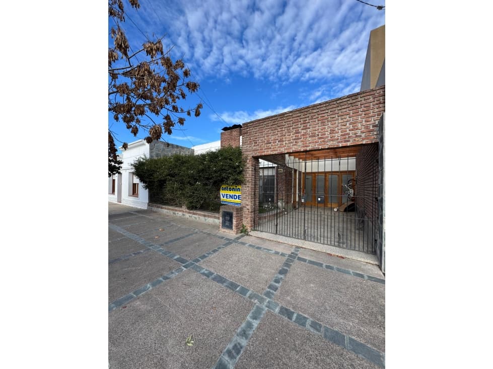 Muy Bonita propiedad!!! Apta crédito... - 1