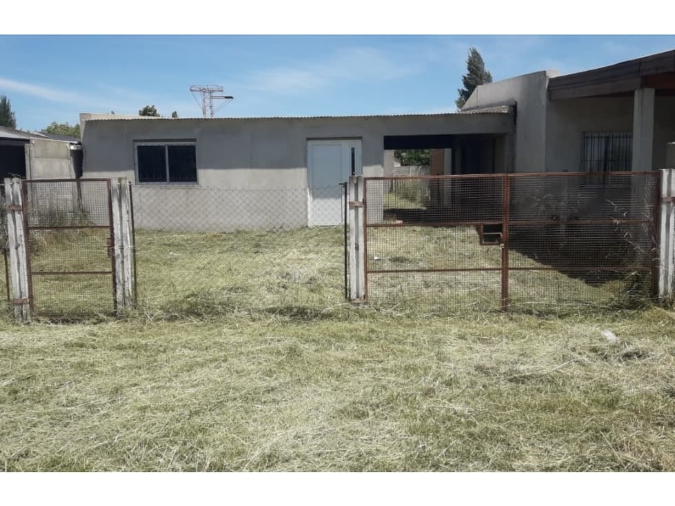 Casa en venta a terminar en Jeppener (Barrio Los Charas) - 1