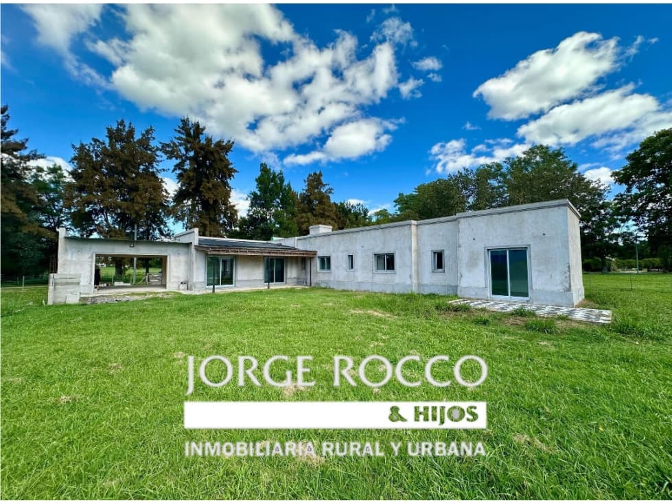 Casa quinta en venta en Barrio de Chacras Malvinas (A ESTRENAR) - 1