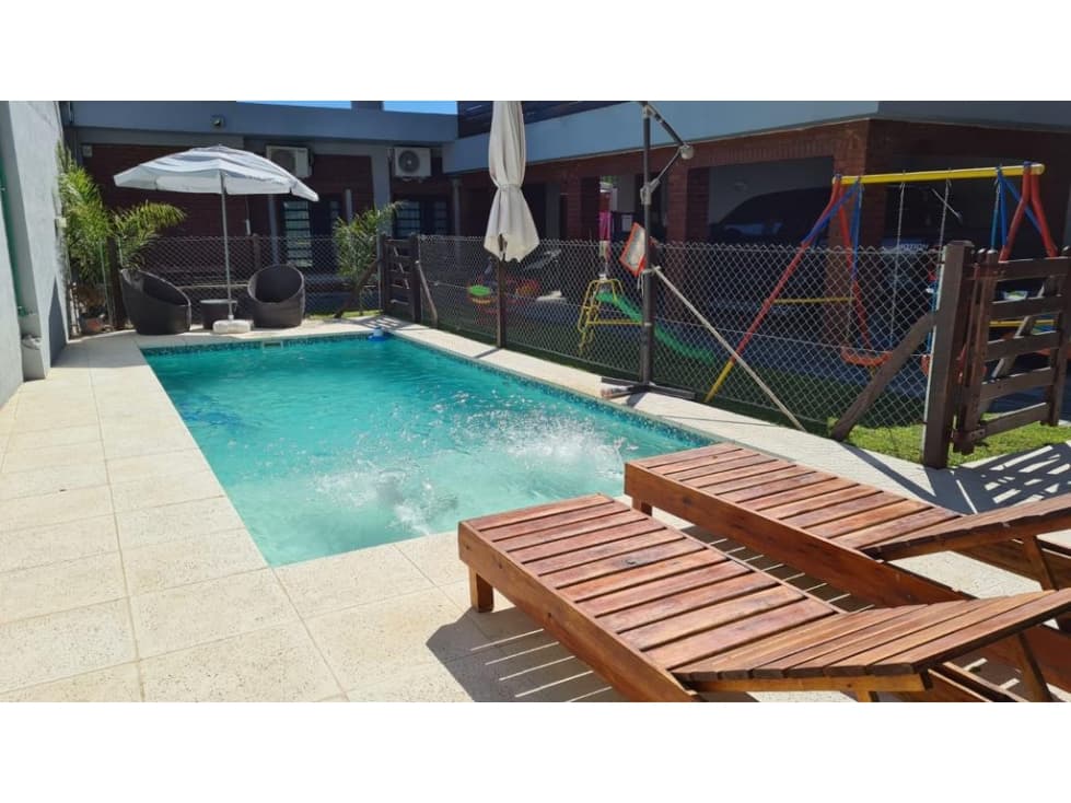 Hermosa Casa próxima al centro - 1