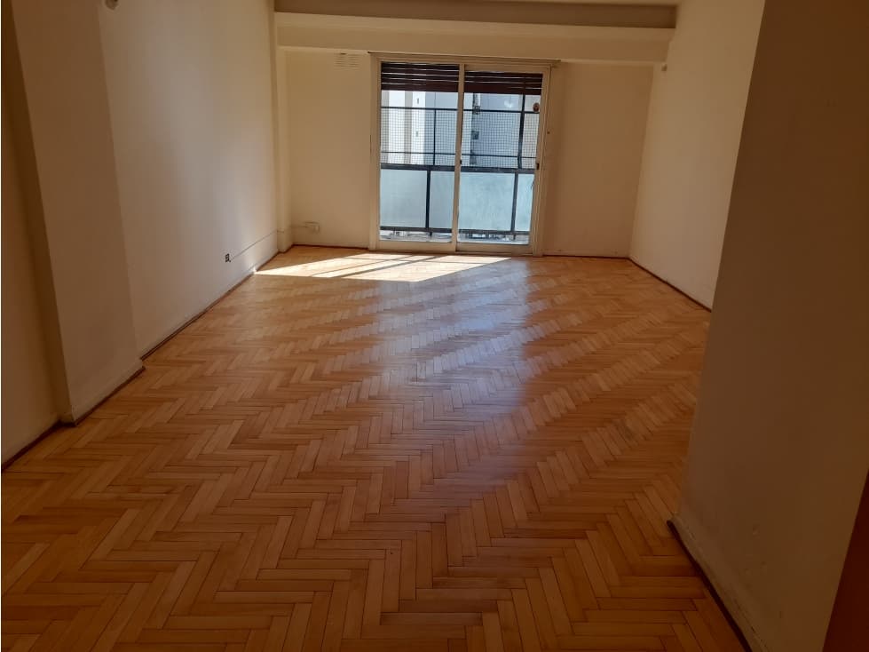 4 AMBIENTES AL FRENTE BALCON - OPORTUNIDAD - CABALLITO - 1