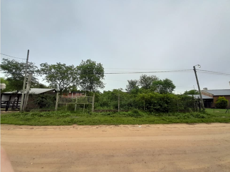 Gran terreno a 500 mts Playa Pelícano, Paso de la Patria - 1