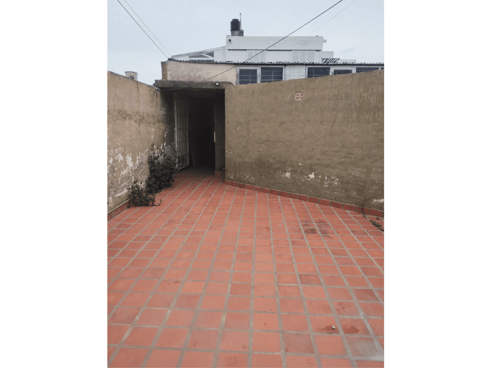 Venta Galpon Con vivienda - 1