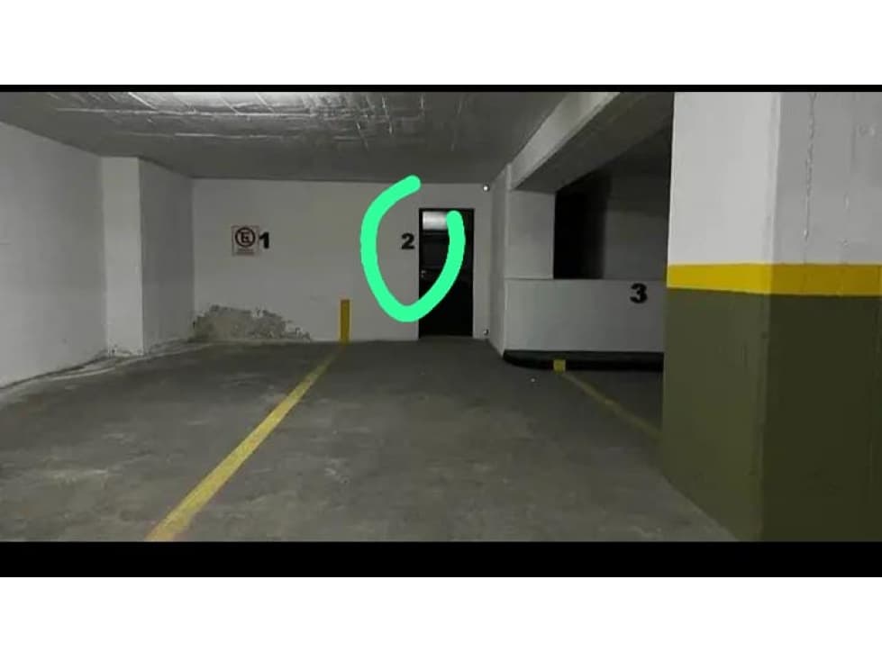 Cochera en Venta - 1