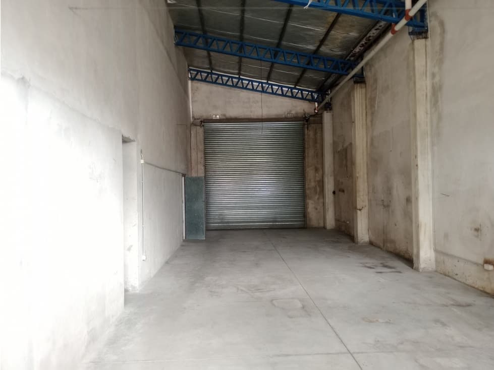 Galpon 120 m2 Rawson al 6500 - 1