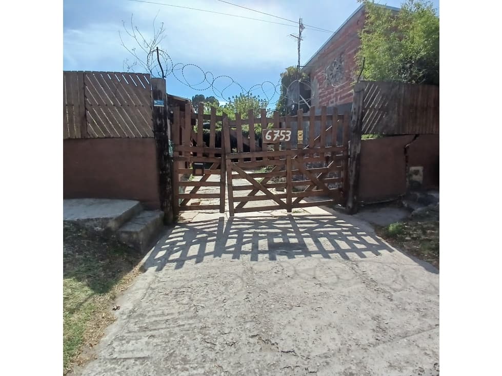 SE ALQUILA MINI GALPON O DEPOSITO 42 M2 CON ENTRADA PARA VEHICULO - 1