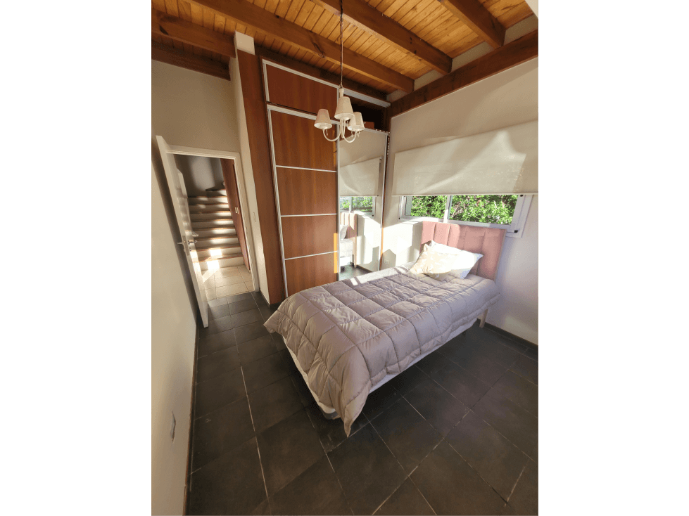 CHALET 4 DORM CON PILETA ALQUILER TEMPORADA SIERRA DE LOS PADRES - 1