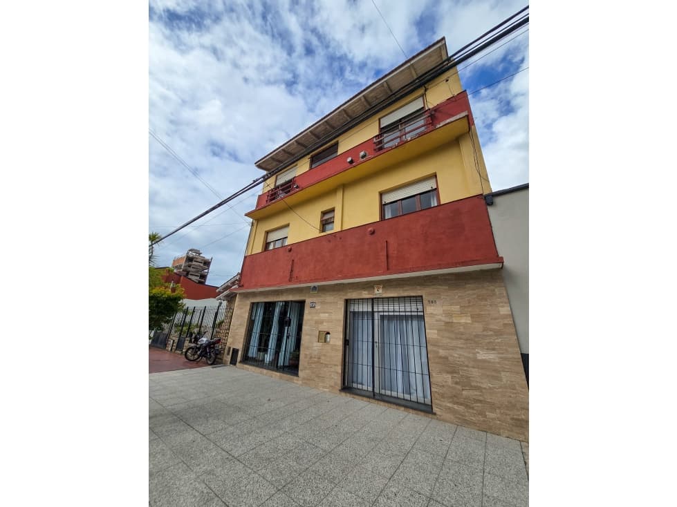 Hotel a 200m del mar - Jujuy e Ituzaingo, Perla Norte - 1