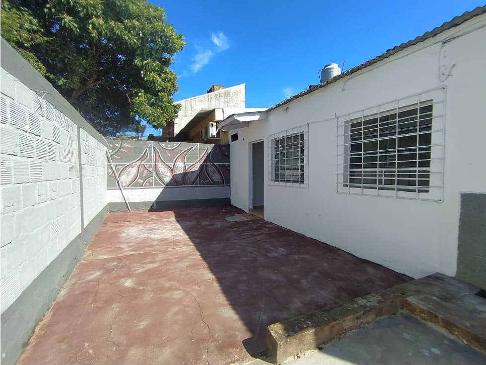 DEPARTAMENTO SOBRE SANTA CATALINA , PEGADO AL CALIFORNIA. - 1