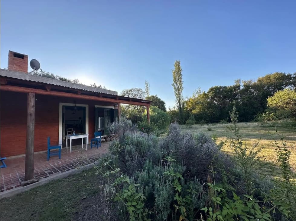 Hermosa Casa en San Javier Cordoba Lote de 4260 m2 - 1