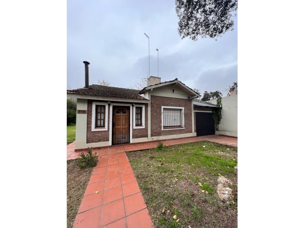 CASA EN BENAVIDEZ BARRIO RESIDENCIAL - 1