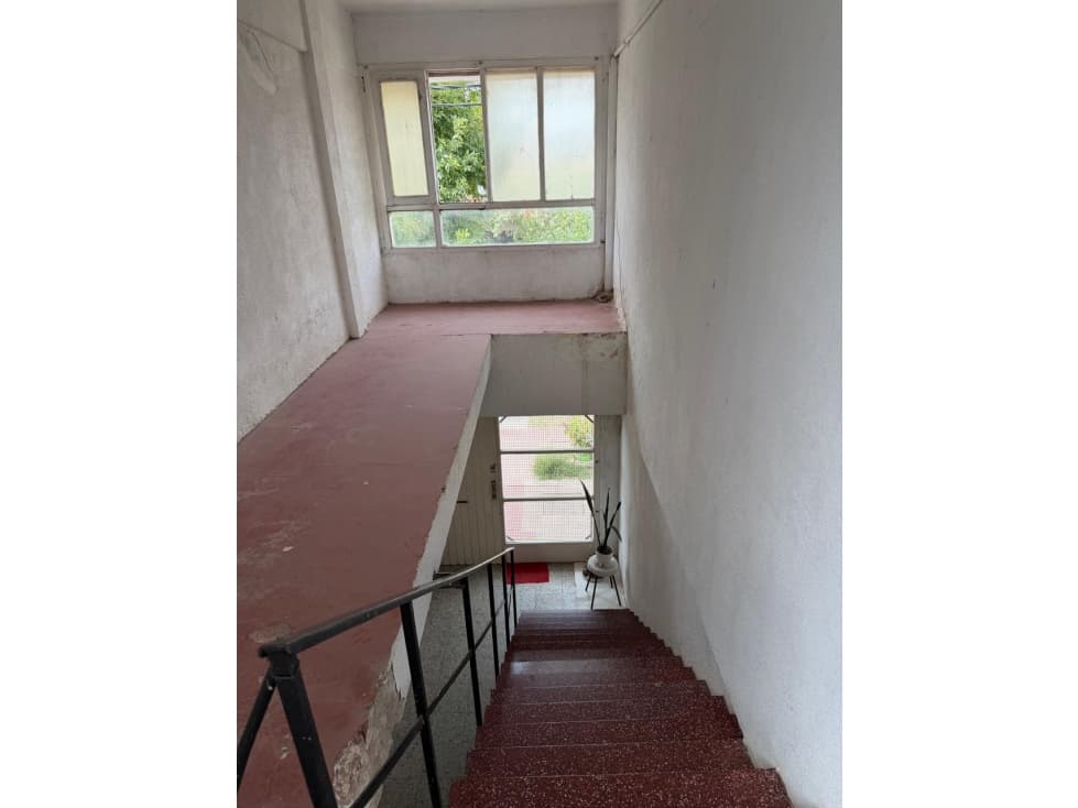 2 Ambientes a 2,5 cuadras del mar y 4 de Peatonal 83 - 1