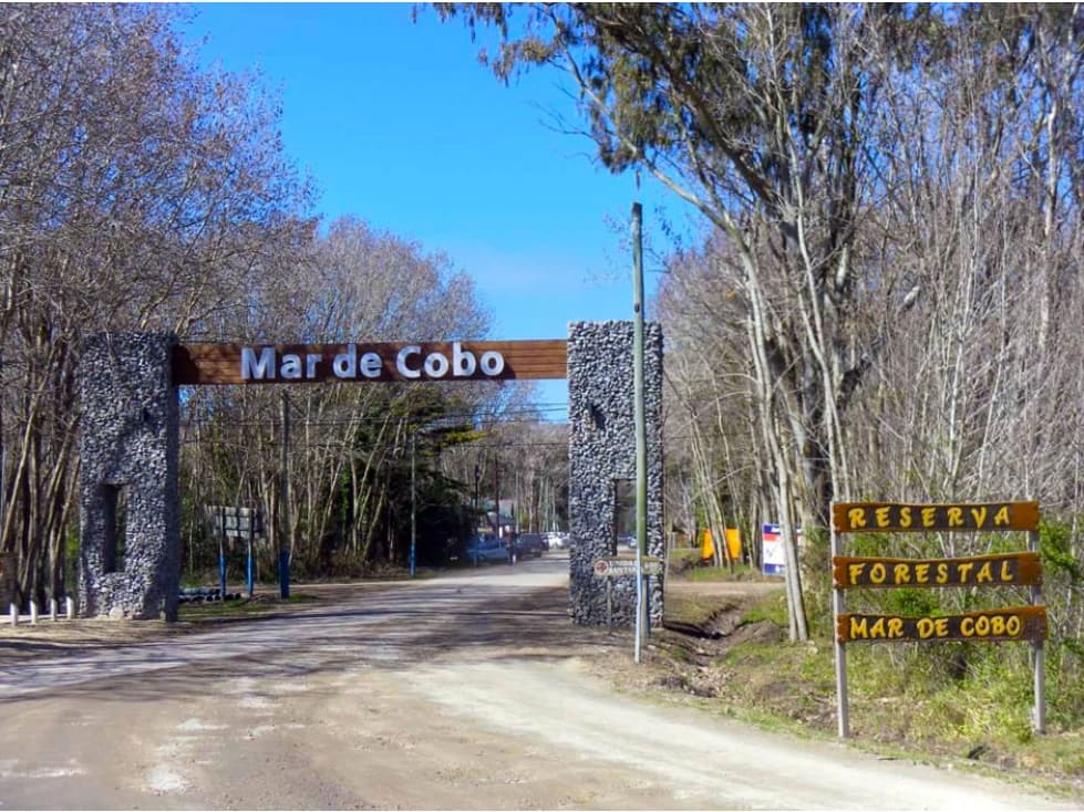 LOTE MAR DE COBOS 15 X 43 .ACEPTA PERMUTA MAR DEL PLATA - 1