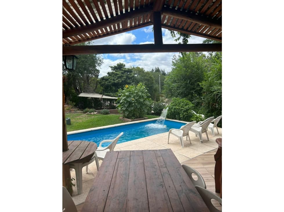 VENTA COMPLEJO CABAÑAS FRENTE AL RIO VILLA DEL LAGO CARLOS PAZ CORDOBA - 1