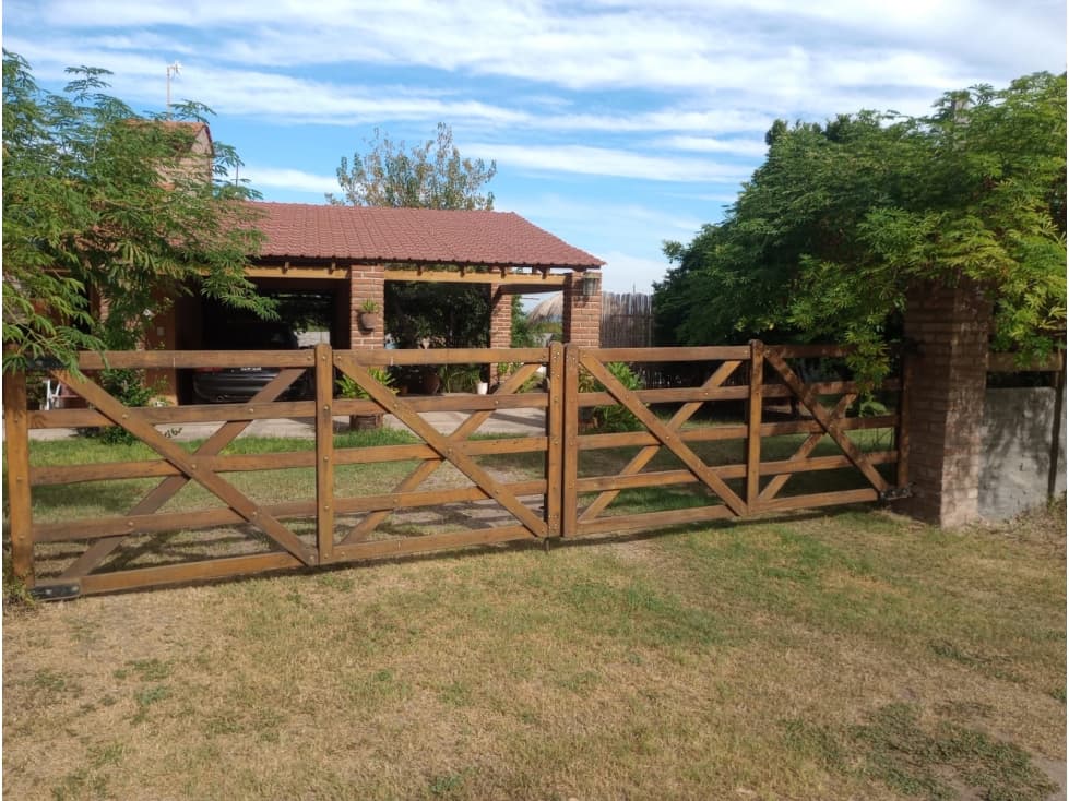 CASA VENTA LUYABA TRASLASIERRA CORDOBA 2 HAB PISCINA - 1