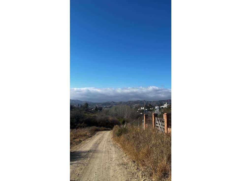 VENTA LOTES CARLOS PAZ SERVICIOS EN PUERTA VISTA A LAS SIERRAS - 1