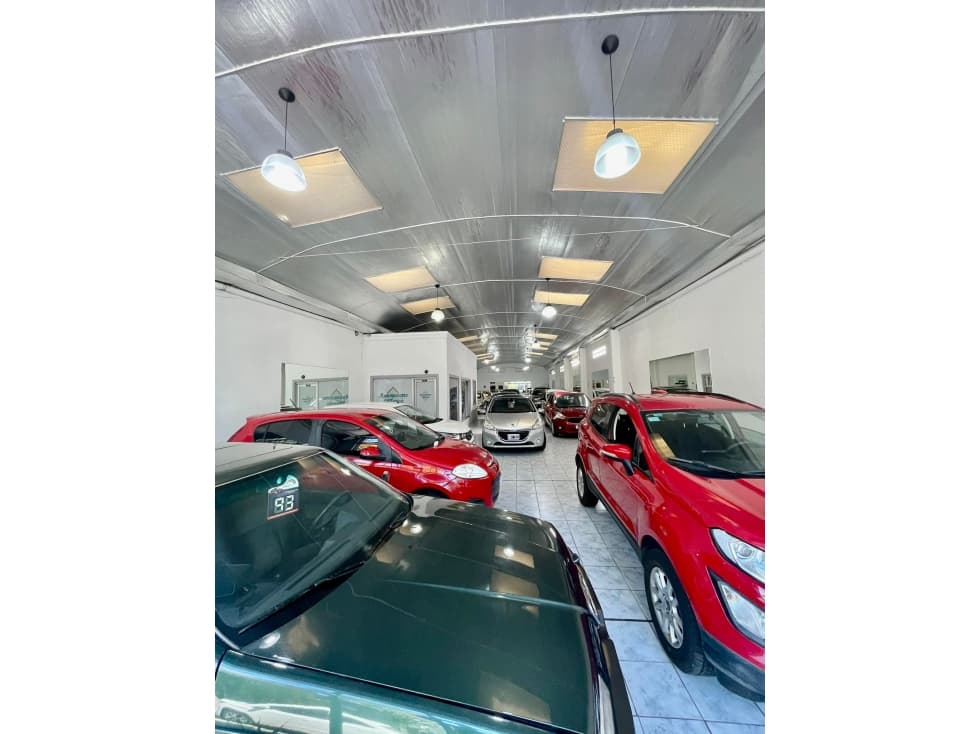 VENTA GALPON SOBRE LOTE DE 312m2 A METROS DE AV. COLON - 1