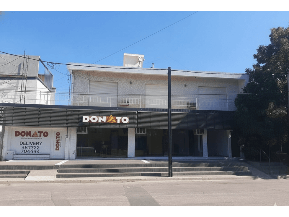 VENTA DE IMPORTANTE LOCAL CON VIVIENDA EN SANTA ROSA - 1