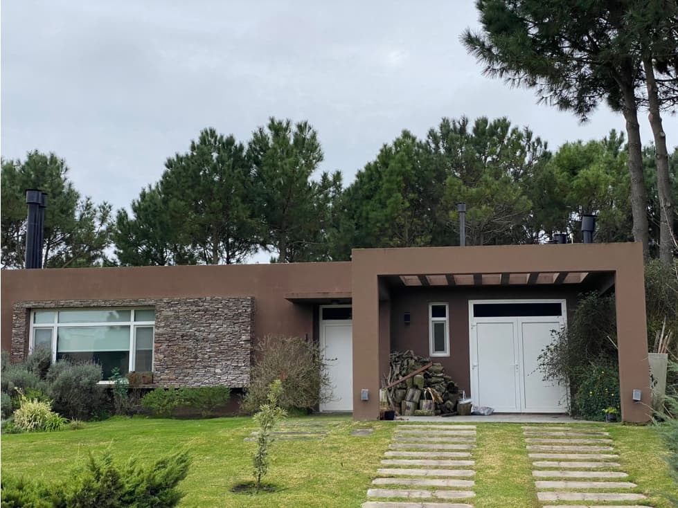 CASA EN VENTA EN COSTA ESMERALDA - GOLF II 536 - 1