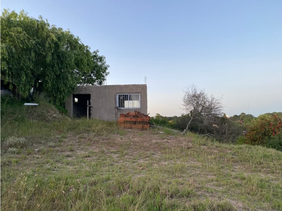 MAR DE OSTENDE LOTE EN VENTA CON CONSTRUCCION - 1