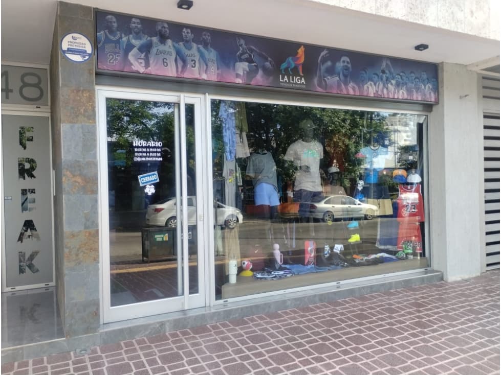 SE VENDE LOCAL COMERCIAL EN CALLE YRIGOYEN A METROS DE AV SAN MARTIN - 1