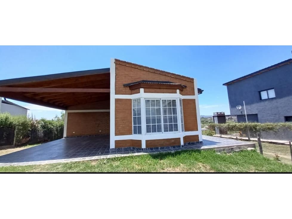 Casa en venta en Villa Santa Cruz del Lago - 1