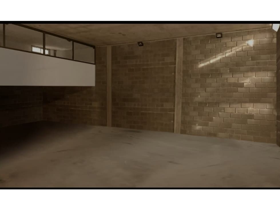 EXCLUSIVO GALPON, CON PROYECTO APROBADO PARA SEGUIR AMPLIANDO - 1