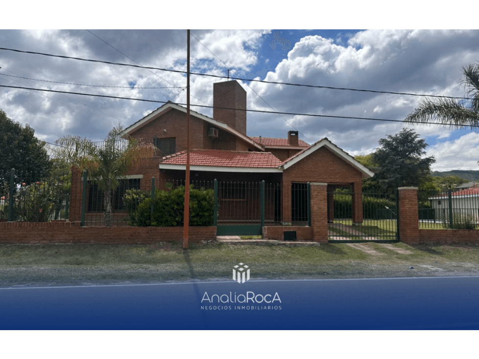 Alquiler Temporario Casa Amplia para 12/13 personas Villa Carlos Paz - 1