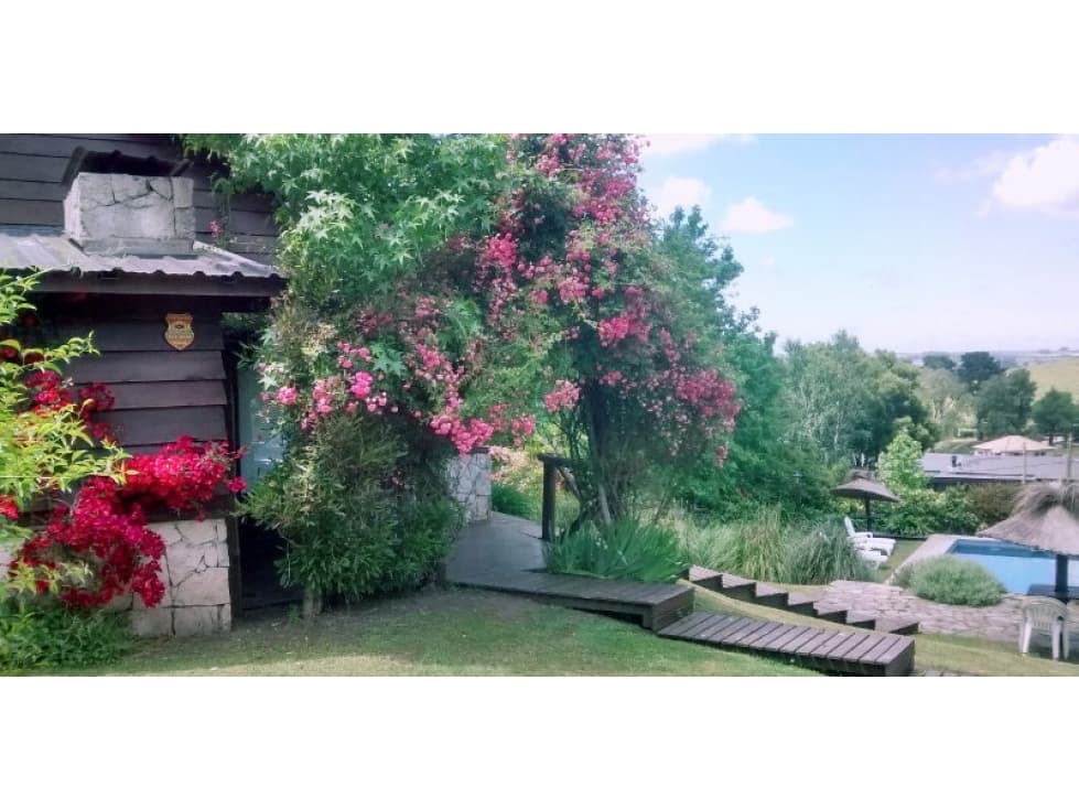 CABAÑAS EN SIERRA DE LOS PADRES - FRENTE AL GOLF - 1