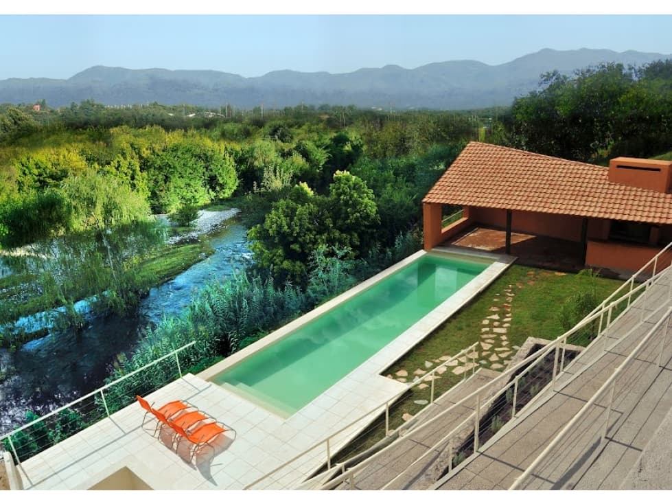 Alquilo casa en housing con vistas al río y amenities - 1