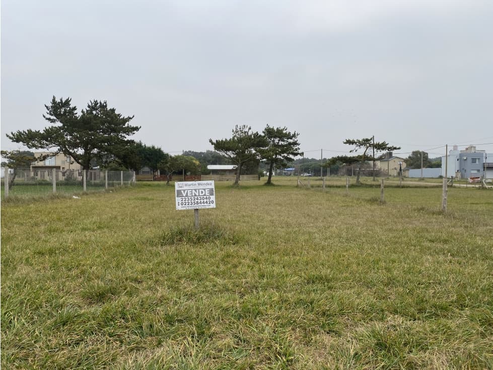 Lote baldío en La Caleta - 1