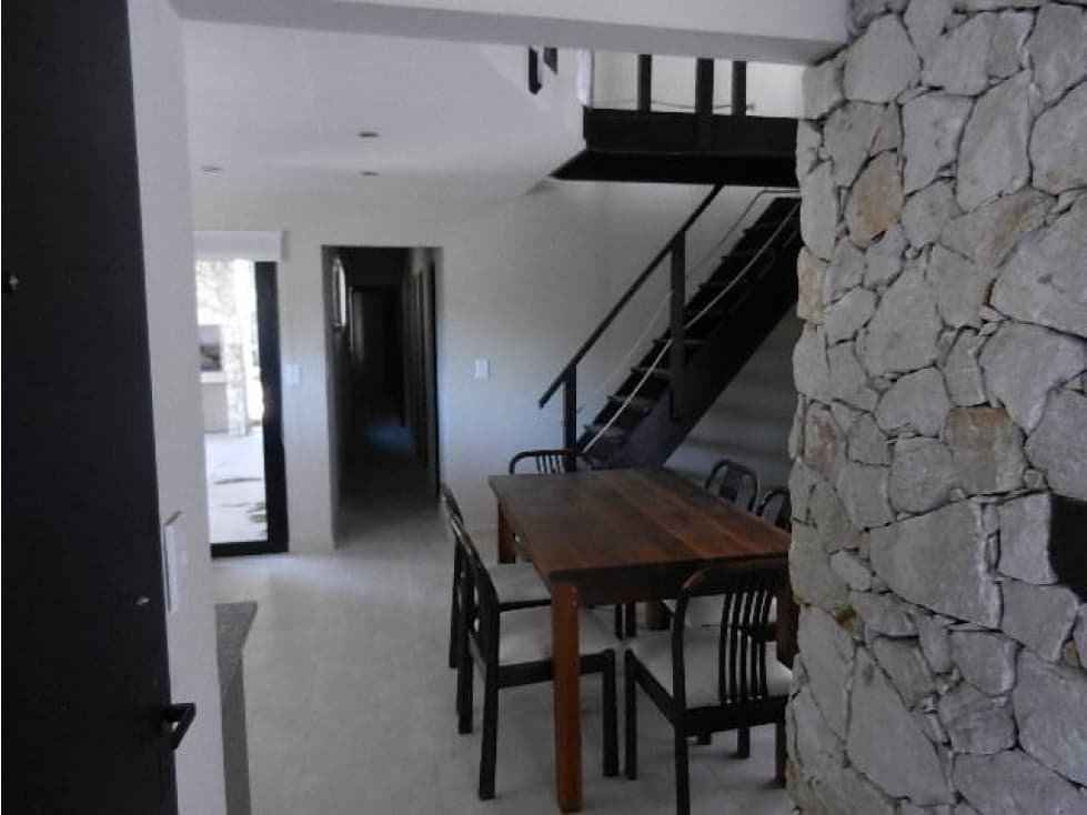 CASA EN VALERIA DEL MAR A 6 CUADRAS DEL MAR - 1