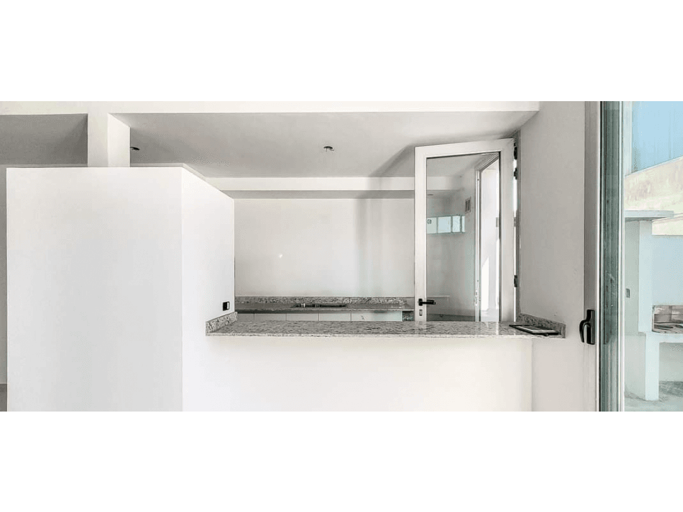 Calle 11 entre 517 y 518. - Duplex en Venta - 1