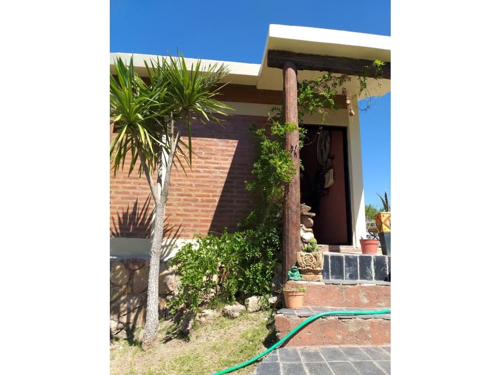 En venta Casa con Pileta en Estancia Vieja - 1