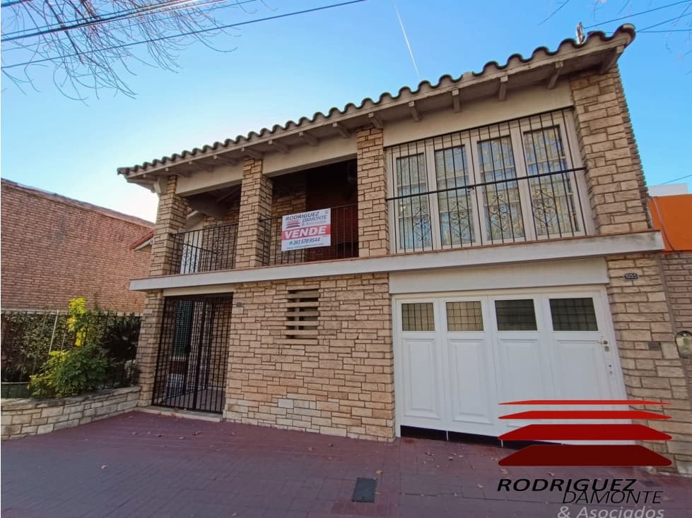Venta Casa Quinta Seccion Mendoza Emilio Civit Parque - 1
