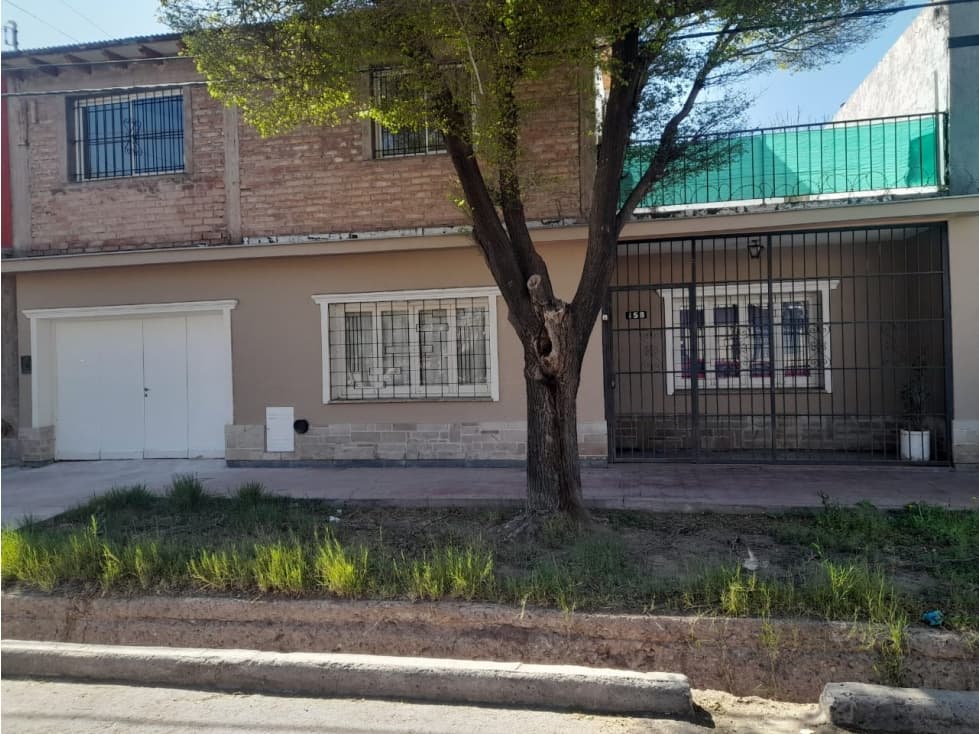 CASA EN LAS HERAS - 1