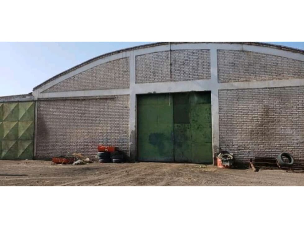 VENTA DE EXCEPCIONAL FINCA 489 HAS, EN COSTA DE ARAUJO- LAVALLE, MZA. - 1